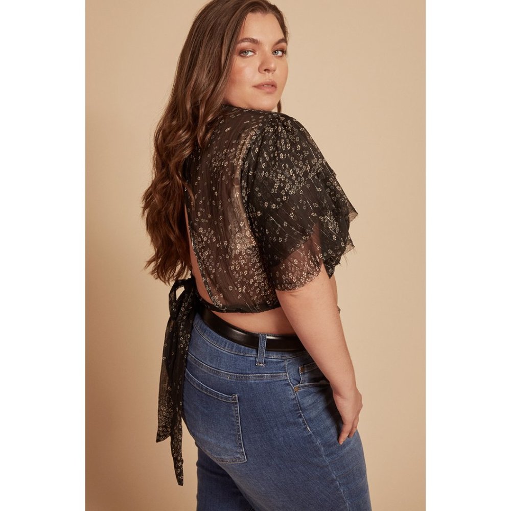 NWT TOPSHOP Sheer Black Floral Print Crop Top Size US 10